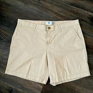 Old Navy Tan shorts